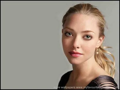 Amanda Seyfried Prints and Posters