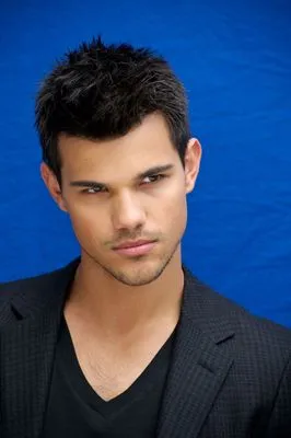 Taylor Lautner Prints and Posters