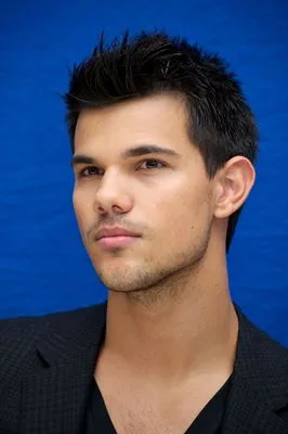 Taylor Lautner Prints and Posters