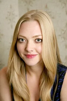 Amanda Seyfried Poster