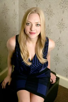 Amanda Seyfried 11oz White Mug