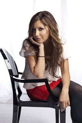 Ashley Tisdale 14x17