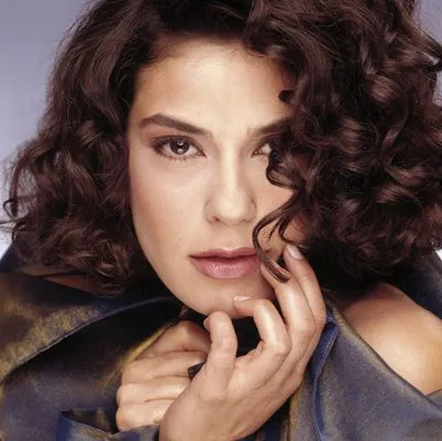 Teri Hatcher Poster