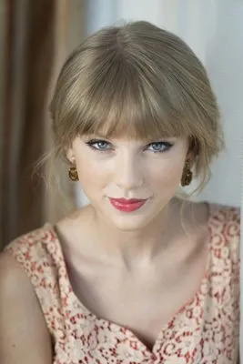 Taylor Swift 6x6