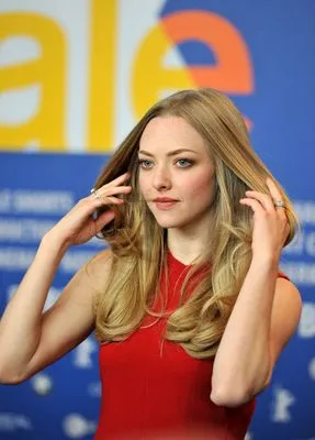 Amanda Seyfried 15oz White Mug