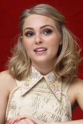 AnnaSophia Robb Prints and Posters