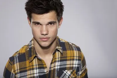 Taylor Lautner Prints and Posters