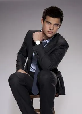 Taylor Lautner Men's TShirt