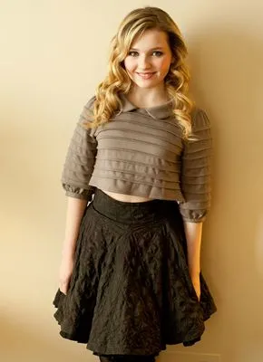 Abigail Breslin Prints and Posters