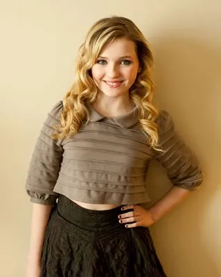 Abigail Breslin Prints and Posters