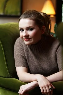 Abigail Breslin Prints and Posters