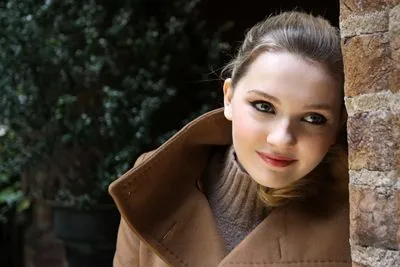 Abigail Breslin Prints and Posters