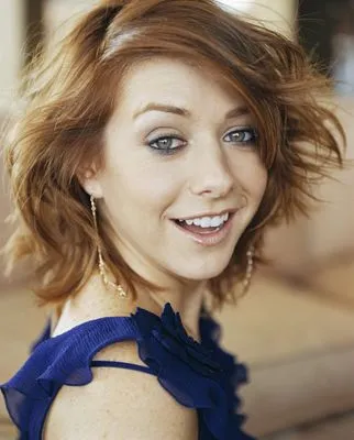 Alyson Hannigan 6x6