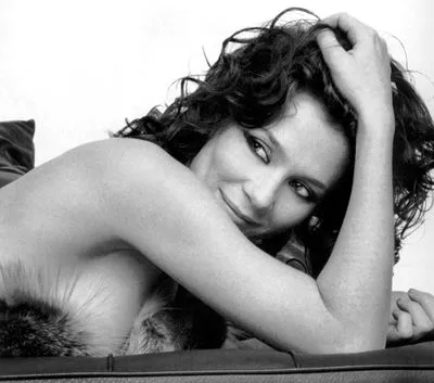 Anna Friel Prints and Posters