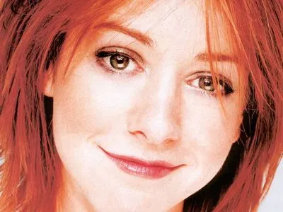 Alyson Hannigan Poster