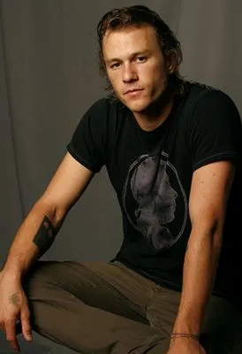 Heath Ledger Men's V-Neck T-Shirt