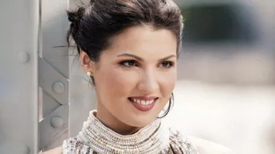 Anna Netrebko Prints and Posters