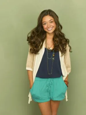 Sarah Hyland Prints and Posters