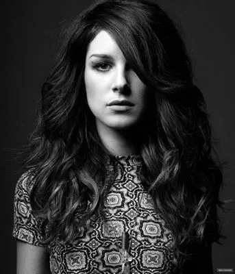 Shenae Grimes Prints and Posters