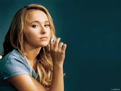 Hayden Panettiere Prints and Posters