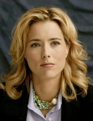 Tea Leoni Poster