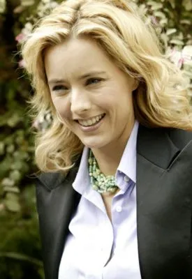 Tea Leoni Poster