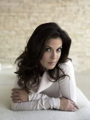 Teri Hatcher Prints and Posters