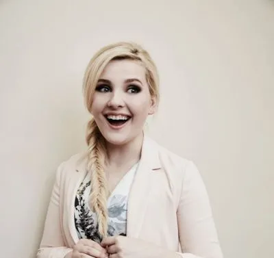 Abigail Breslin Prints and Posters