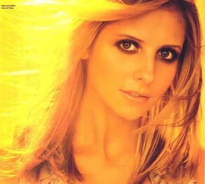 Sarah Michelle Gellar Prints and Posters