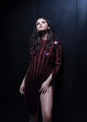 Selena Gomez 6x6