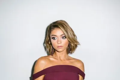 Sarah Hyland 11oz Colored Rim & Handle Mug