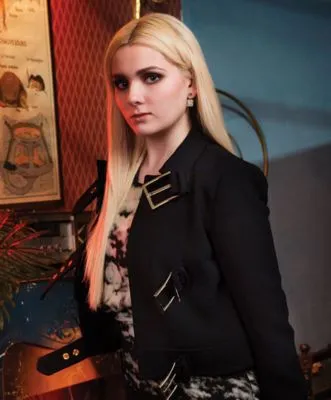 Abigail Breslin Poster