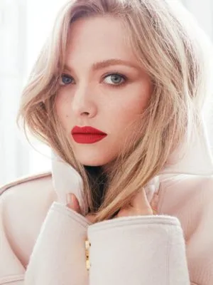 Amanda Seyfried Poster