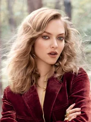 Amanda Seyfried Prints and Posters