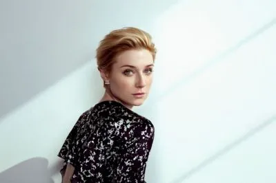 Elizabeth Debicki White Water Bottle With Carabiner