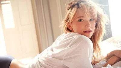 Haley Bennett Poster