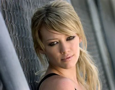 Hilary Duff Poster