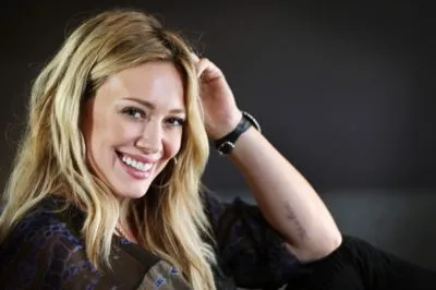 Hilary Duff 10oz Frosted Mug