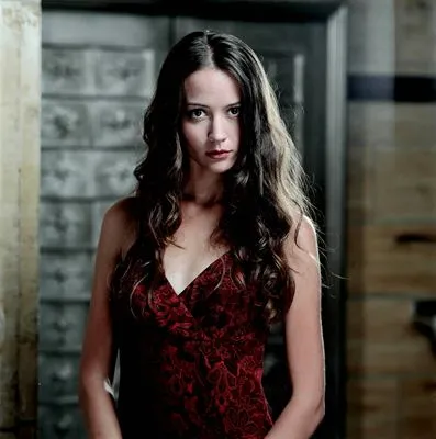 Amy Acker Prints and Posters