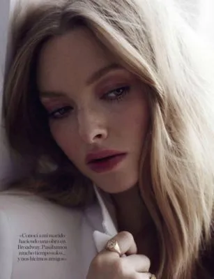 Amanda Seyfried Prints and Posters