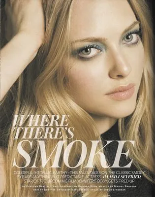 Amanda Seyfried Prints and Posters