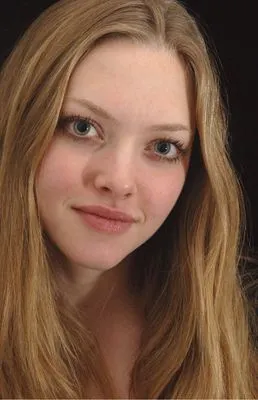 Amanda Seyfried Prints and Posters