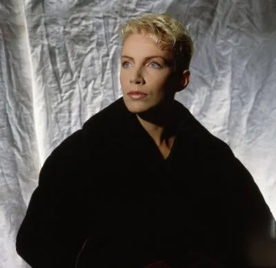 Annie Lennox 10oz Frosted Mug