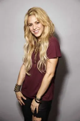 Shakira 14x17