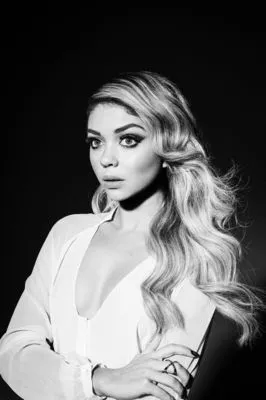 Sarah Hyland 6x6