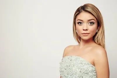 Sarah Hyland Poster