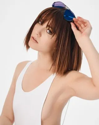 Mary Elizabeth Winstead Poster