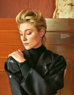 Elizabeth Debicki 14x17