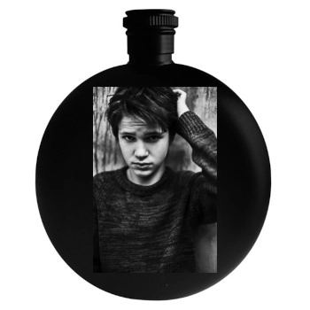 Gabriel Bateman Round Flask