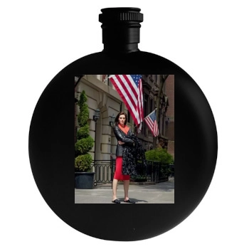 Hilary Rhoda Round Flask